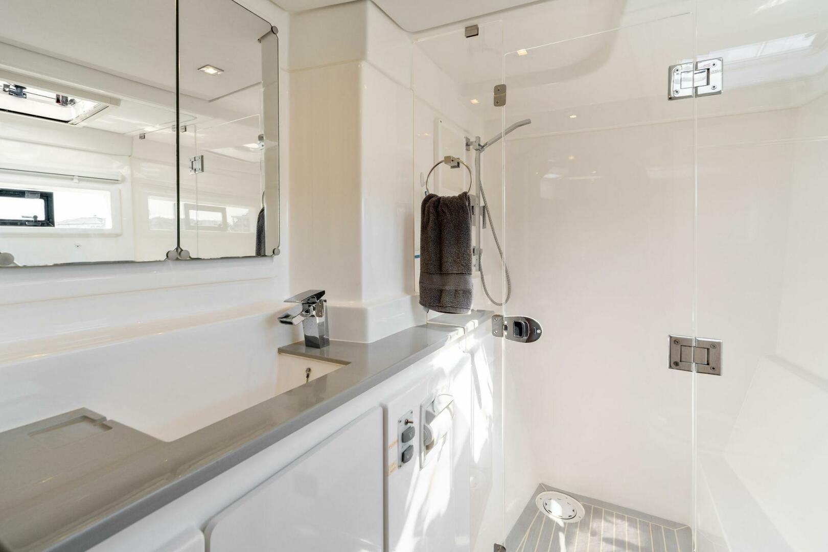 Slide: The Image of 2019 Leopard 51 Powercat FALASEA - 5024940