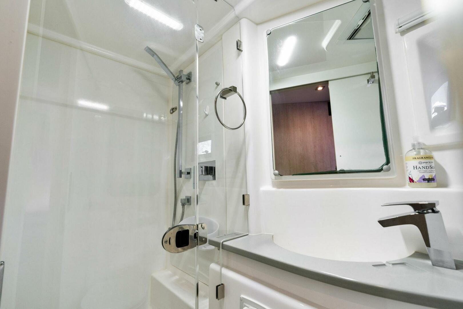 Slide: The Image of 2019 Leopard 51 Powercat FALASEA - 5024945