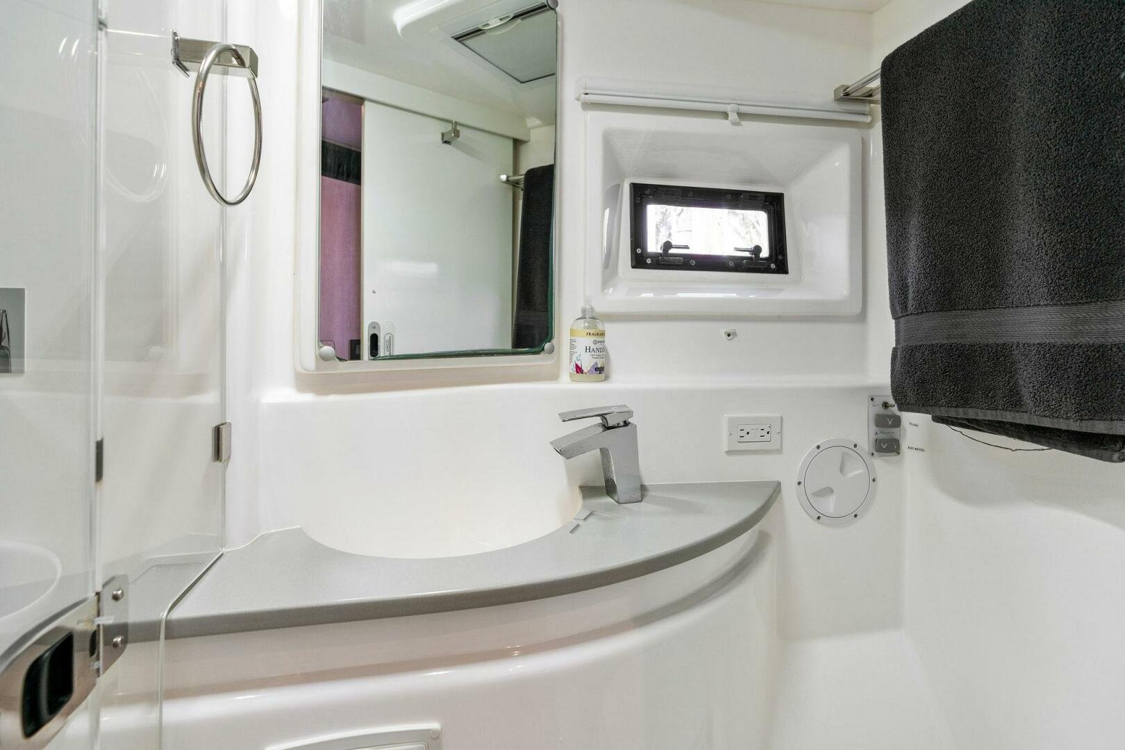 Slide: The Image of 2019 Leopard 51 Powercat FALASEA - 5024946