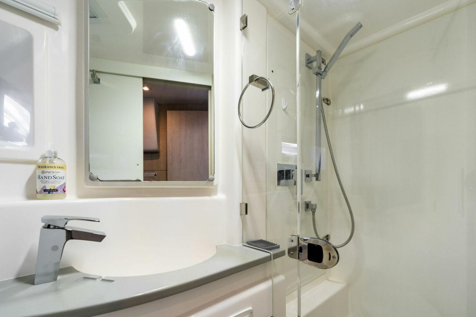 Slide: The Image of 2019 Leopard 51 Powercat FALASEA - 5024949