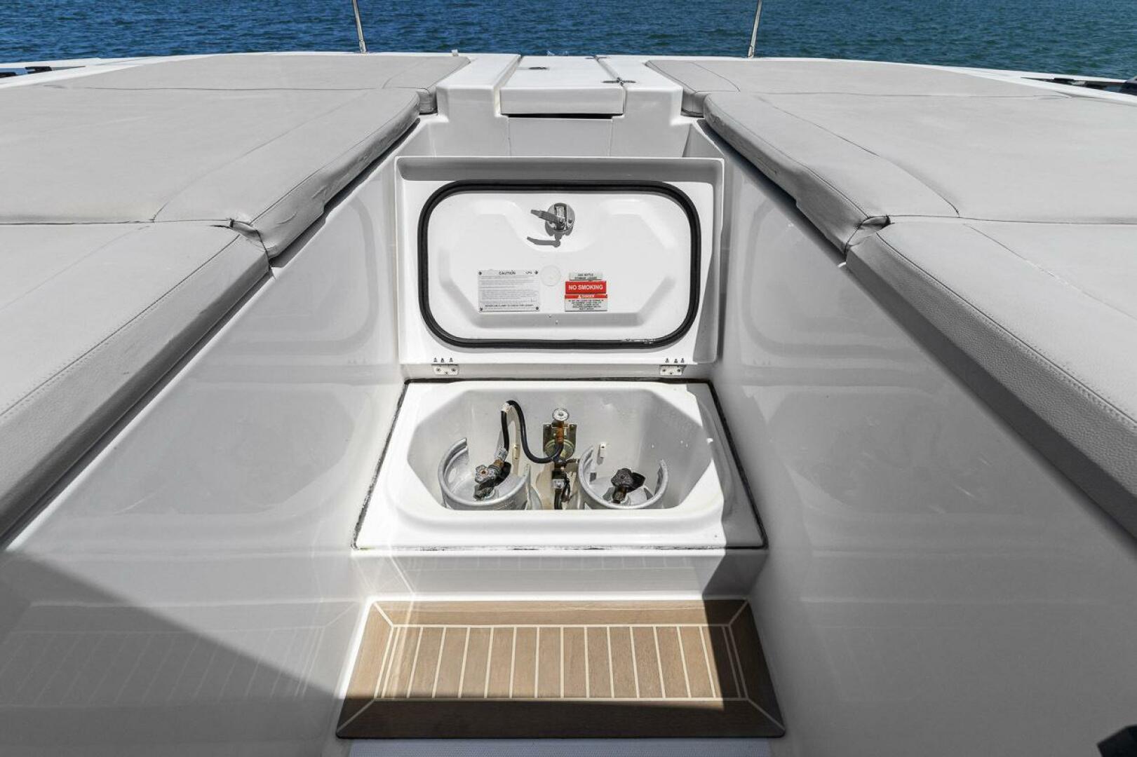 Slide: The Image of Leopard 53 Powercat 2021 - 5258295