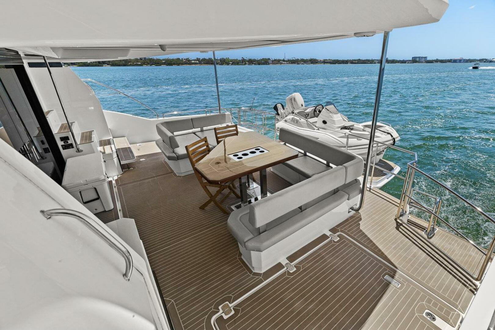 Slide: The Image of Leopard 53 Powercat 2021 - 5258300