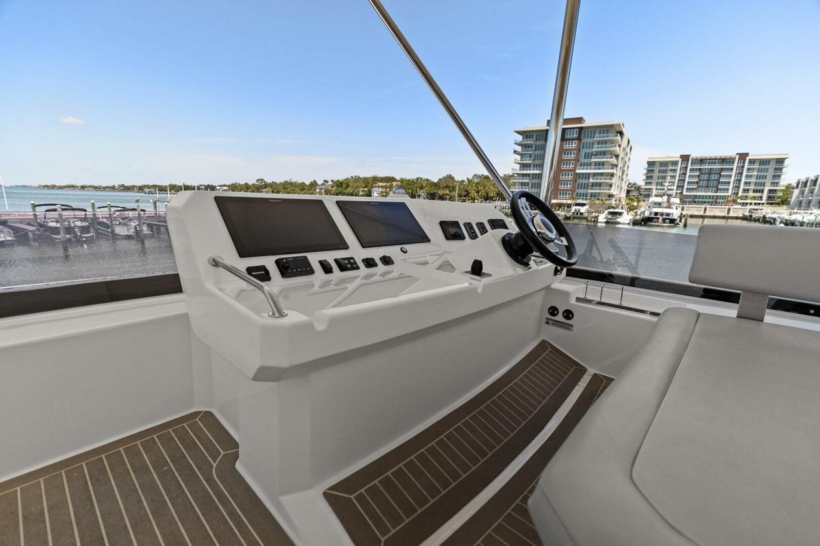 Slide: The Image of Leopard 53 Powercat 2021 - 5258327