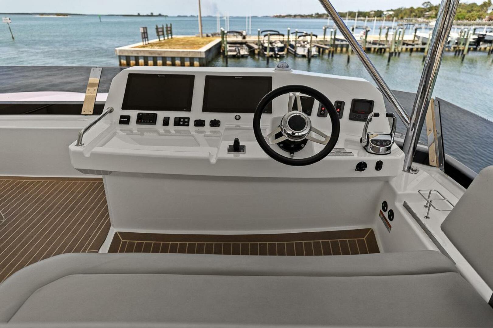 Slide: The Image of Leopard 53 Powercat 2021 - 5258328