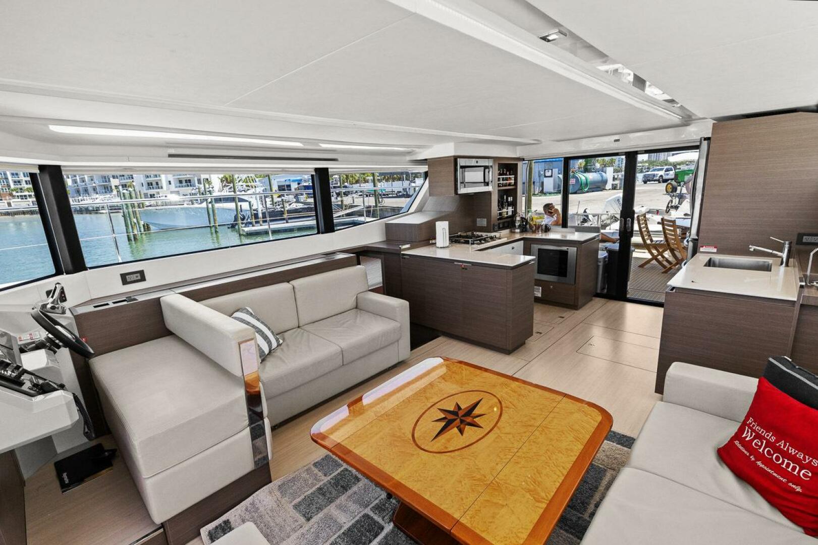 Slide: The Image of Leopard 53 Powercat 2021 - 5258340