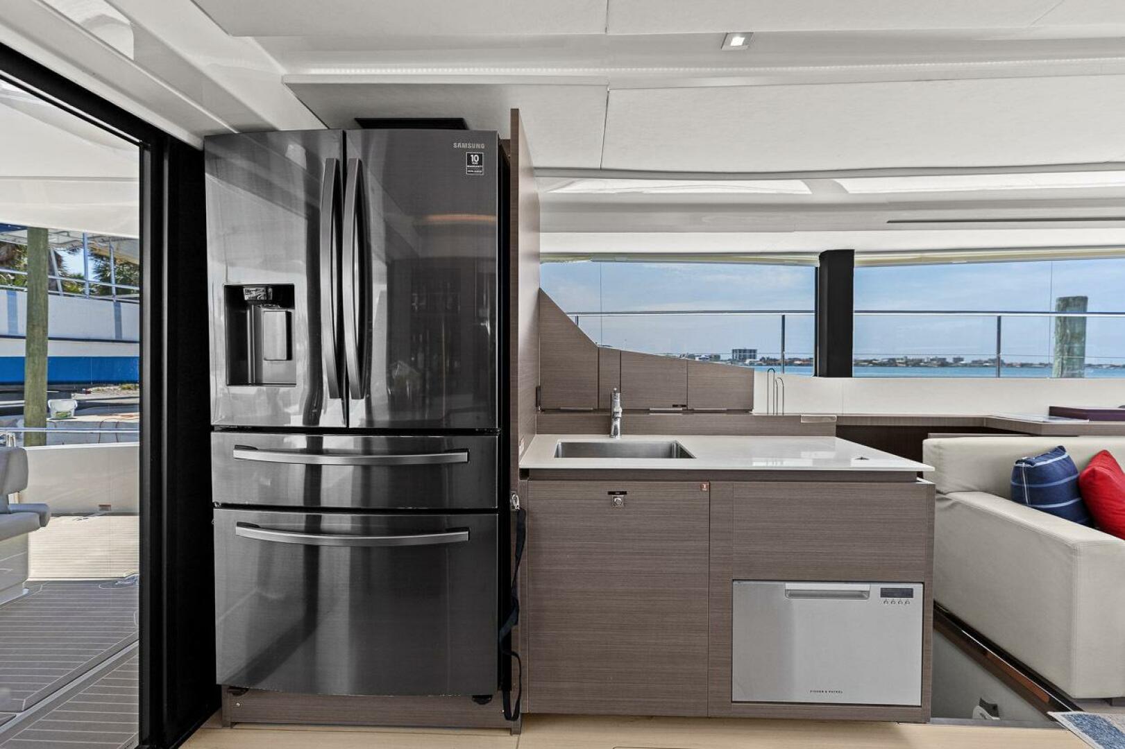 Slide: The Image of Leopard 53 Powercat 2021 - 5258349