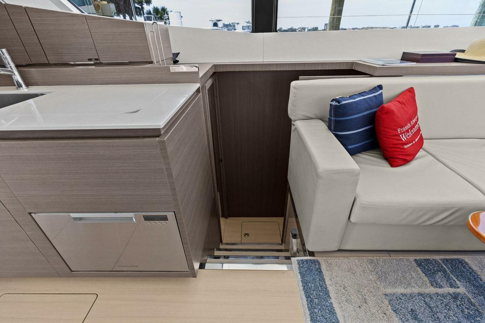 Slide: The Image of Leopard 53 Powercat 2021 - 5258351