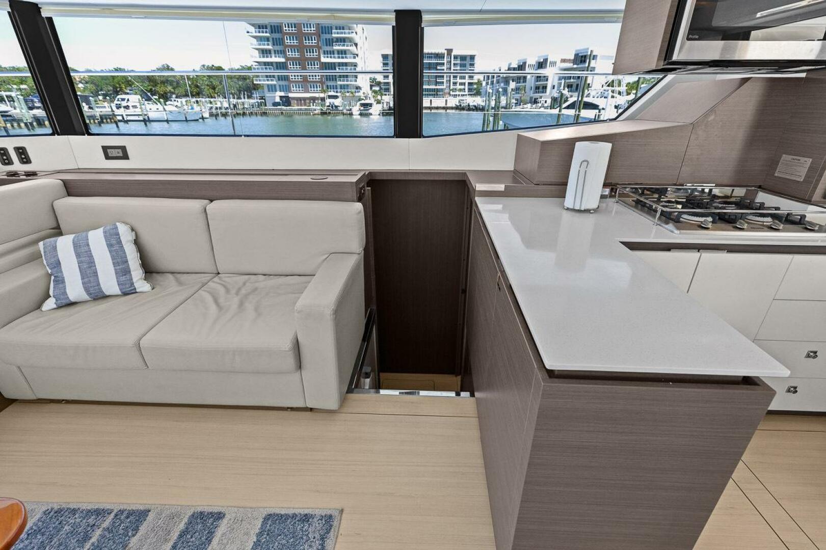 Slide: The Image of Leopard 53 Powercat 2021 - 5258352