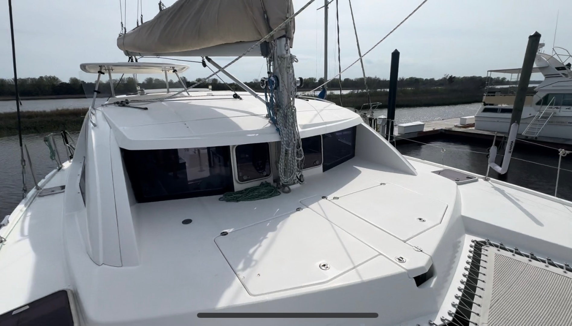 Slide: The Image of Used Sail Catamaran for sale 2012 Leopard 3900 - SUMMERSALT - 4895073