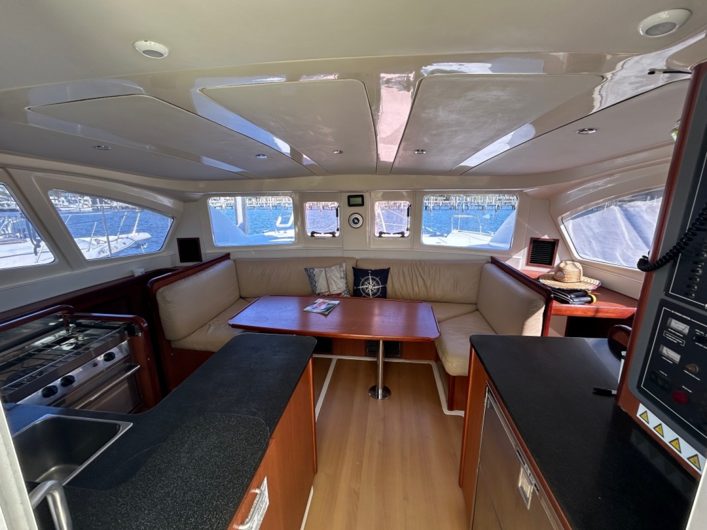 Slide: The Image of Used Sail Catamaran for sale 2012 Leopard 3900 - SUMMERSALT - 4893317