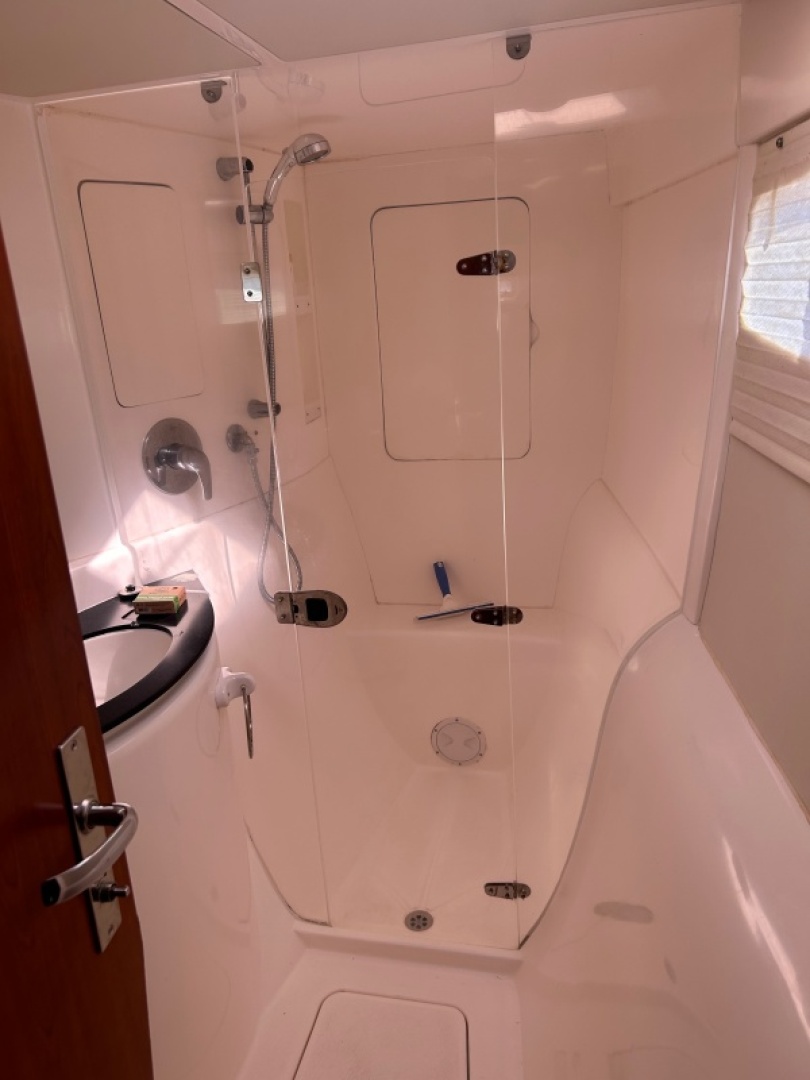 Slide: The Image of Used Sail Catamaran for sale 2012 Leopard 3900 - SUMMERSALT - 4893321