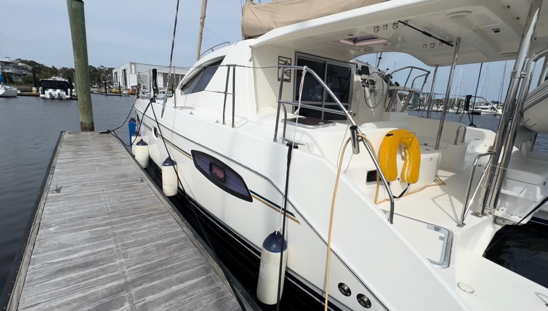 Slide: The Image of Used Sail Catamaran for sale 2012 Leopard 3900 - SUMMERSALT - 4895071