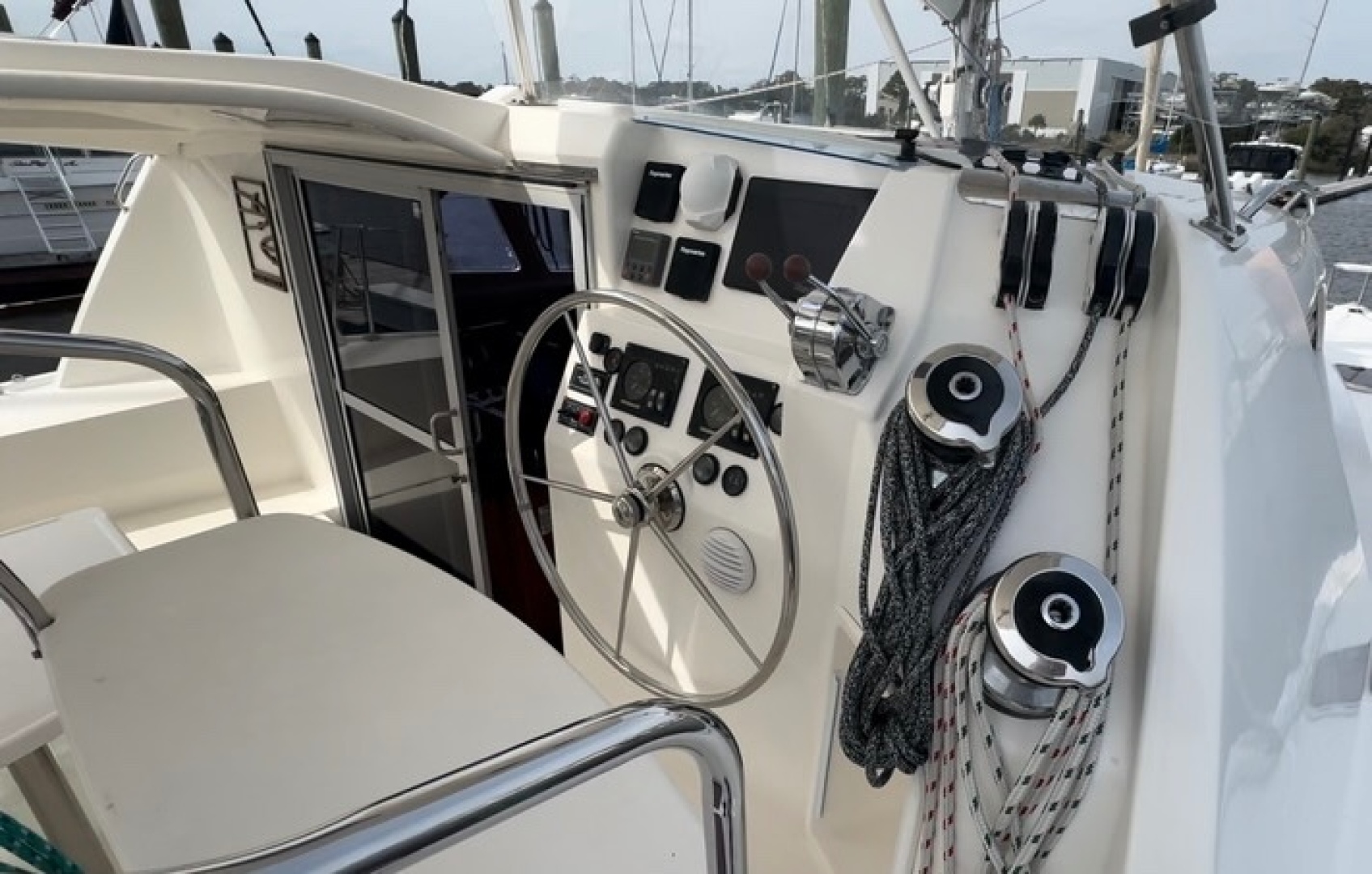 Slide: The Image of Used Sail Catamaran for sale 2012 Leopard 3900 - SUMMERSALT - 4895074