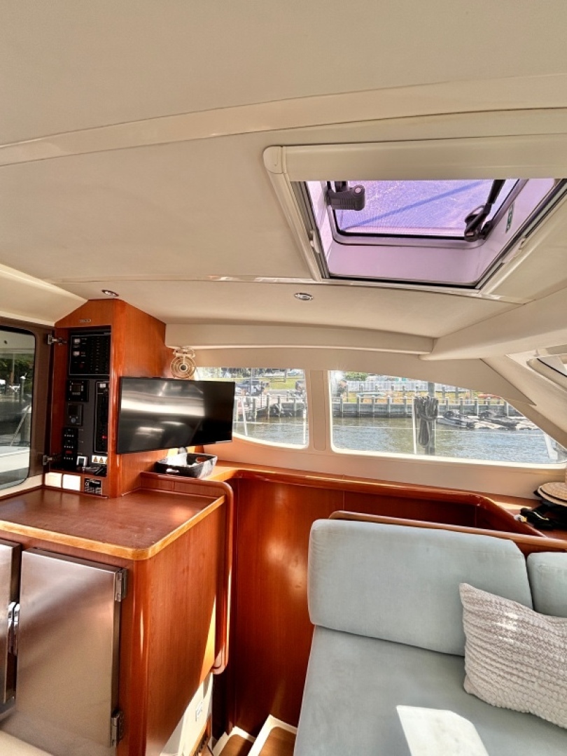 Slide: The Image of Used Sail Catamaran for sale 2009 Leopard 46 - HOMEPORT 4 - 4894842