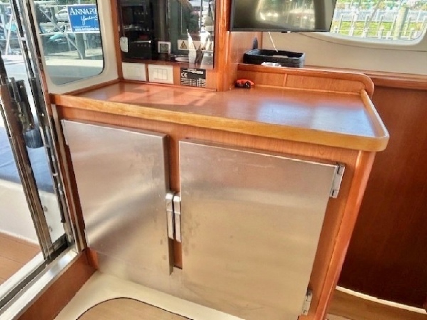Slide: The Image of Used Sail Catamaran for sale 2009 Leopard 46 - HOMEPORT 4 - 4892886