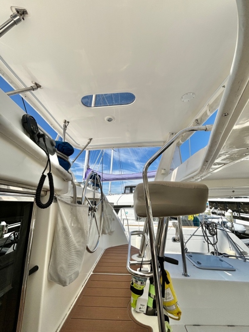 Slide: The Image of Used Sail Catamaran for sale 2009 Leopard 46 - HOMEPORT 4 - 4894849