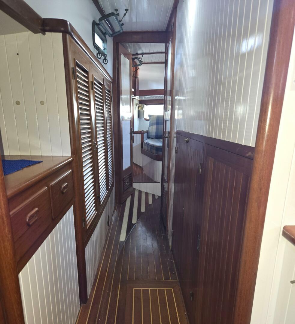 Slide: The Image of Liberty Gatsby 1988 - 5498367