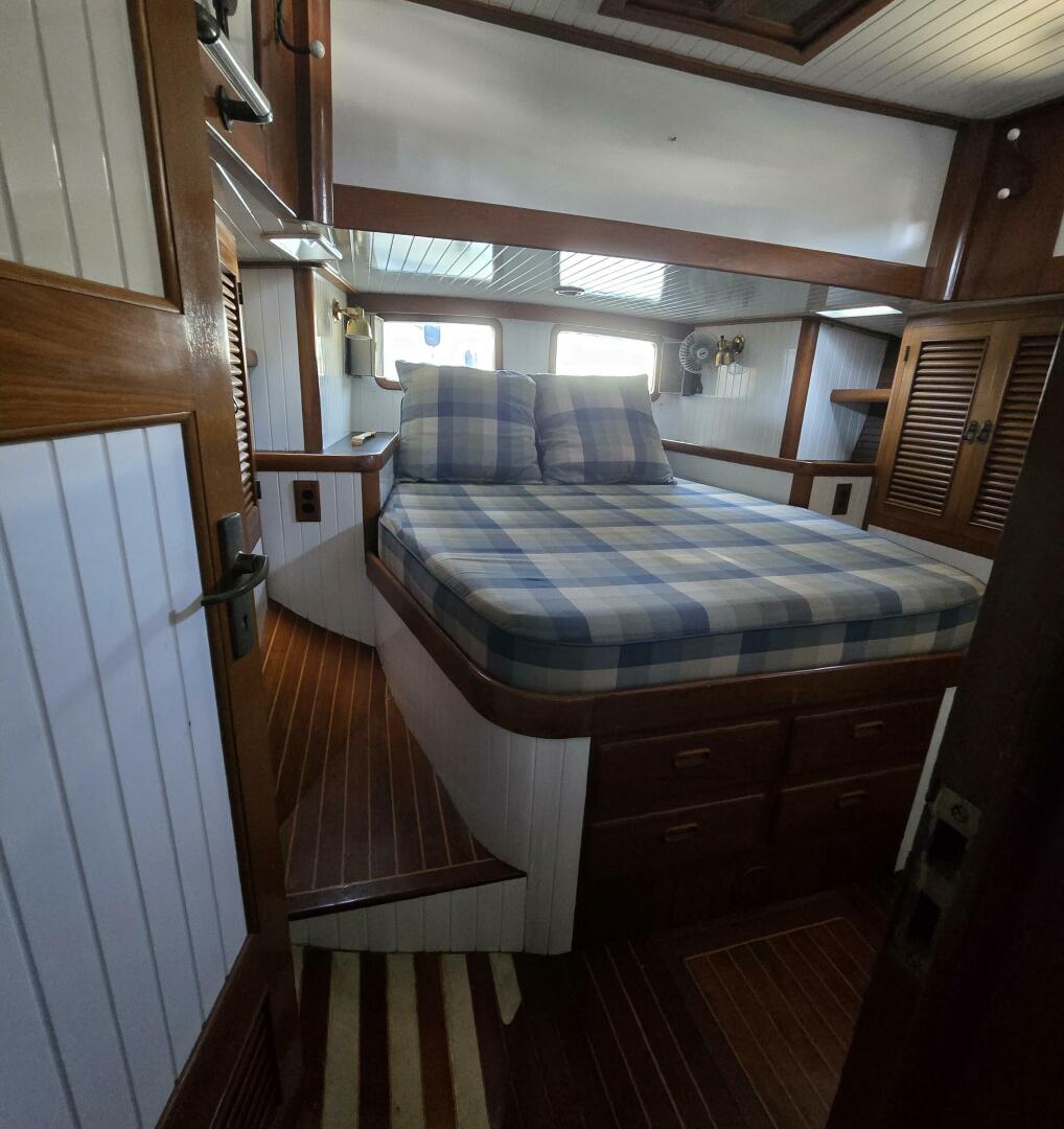 Slide: The Image of Liberty Gatsby 1988 - 5498370