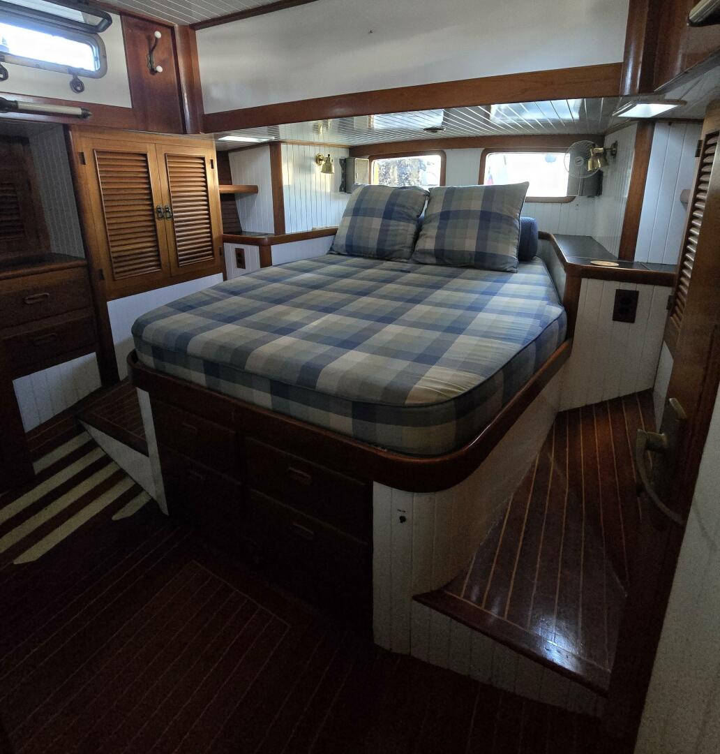 Slide: The Image of Liberty Gatsby 1988 - 5498371