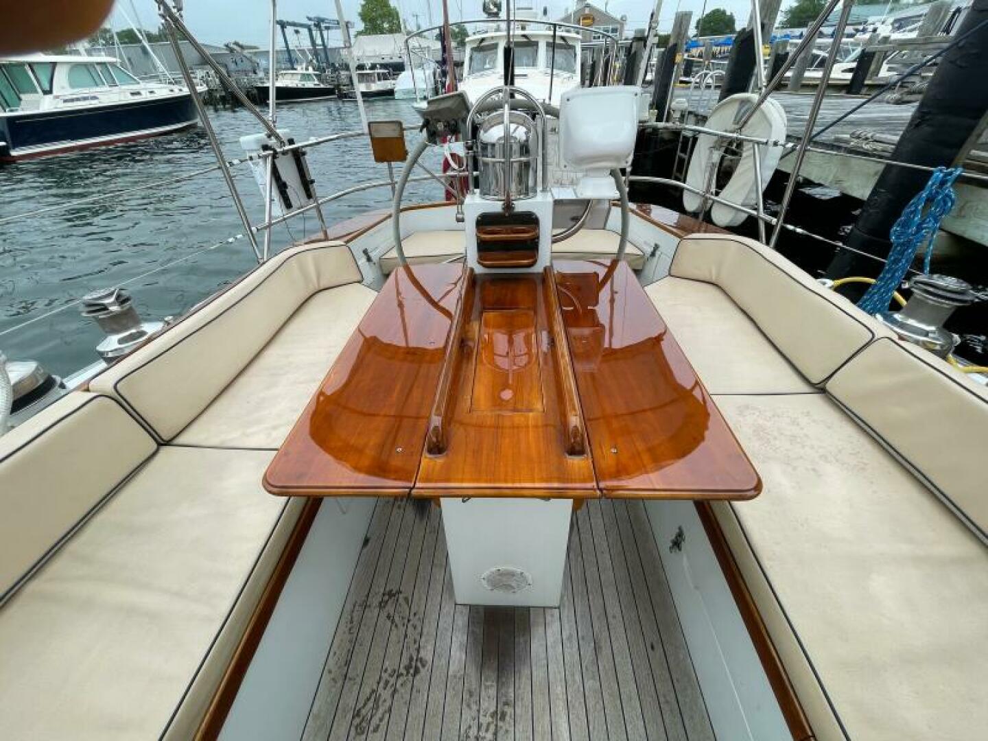 Slide: The Image of Little Harbor 44 1984 - 5085286