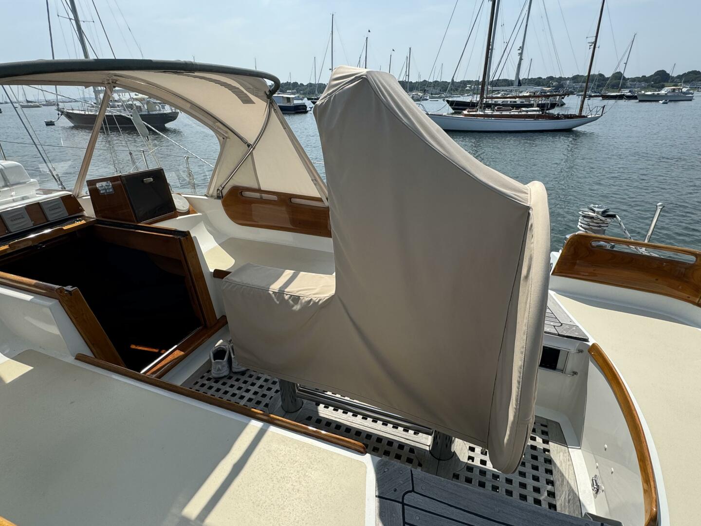 Slide: The Image of Little Harbor 46 Center Cockpit 1986 - 4923823