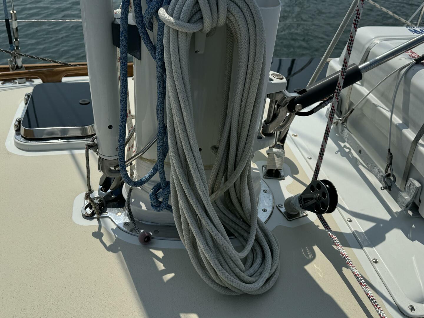 Slide: The Image of Little Harbor 46 Center Cockpit 1986 - 4923835