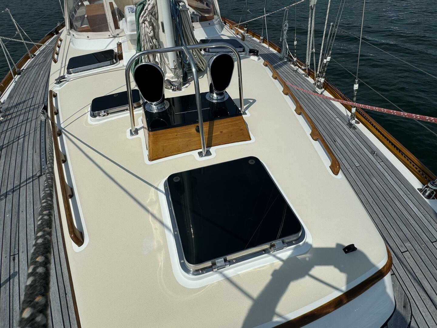 Slide: The Image of Little Harbor 46 Center Cockpit 1986 - 4923842