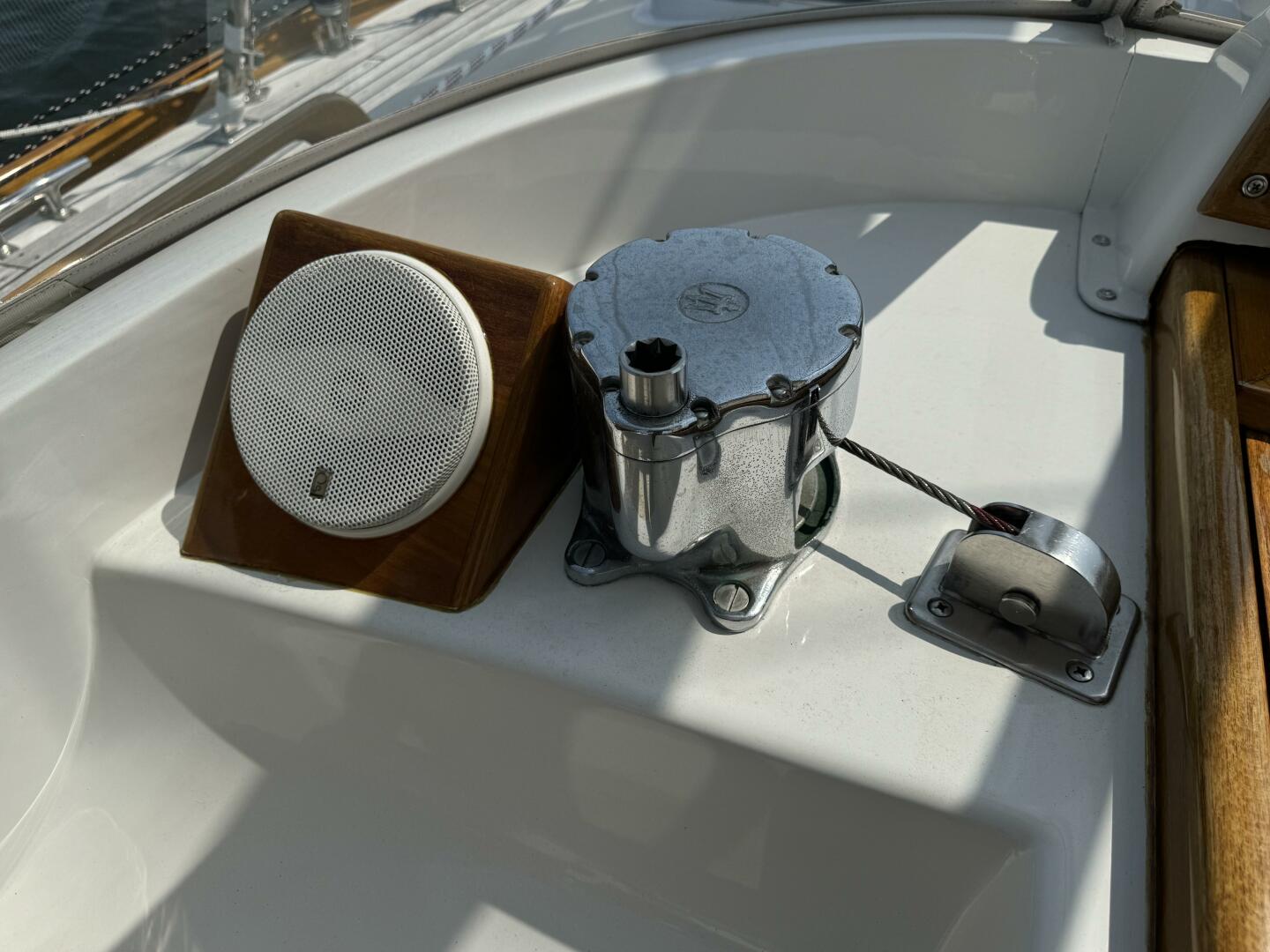 Slide: The Image of Little Harbor 46 Center Cockpit 1986 - 4923850