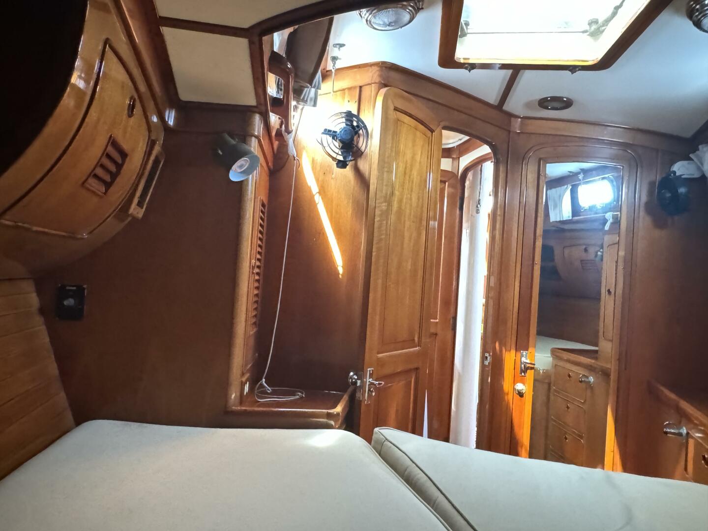 Slide: The Image of Little Harbor 46 Center Cockpit 1986 - 4924939