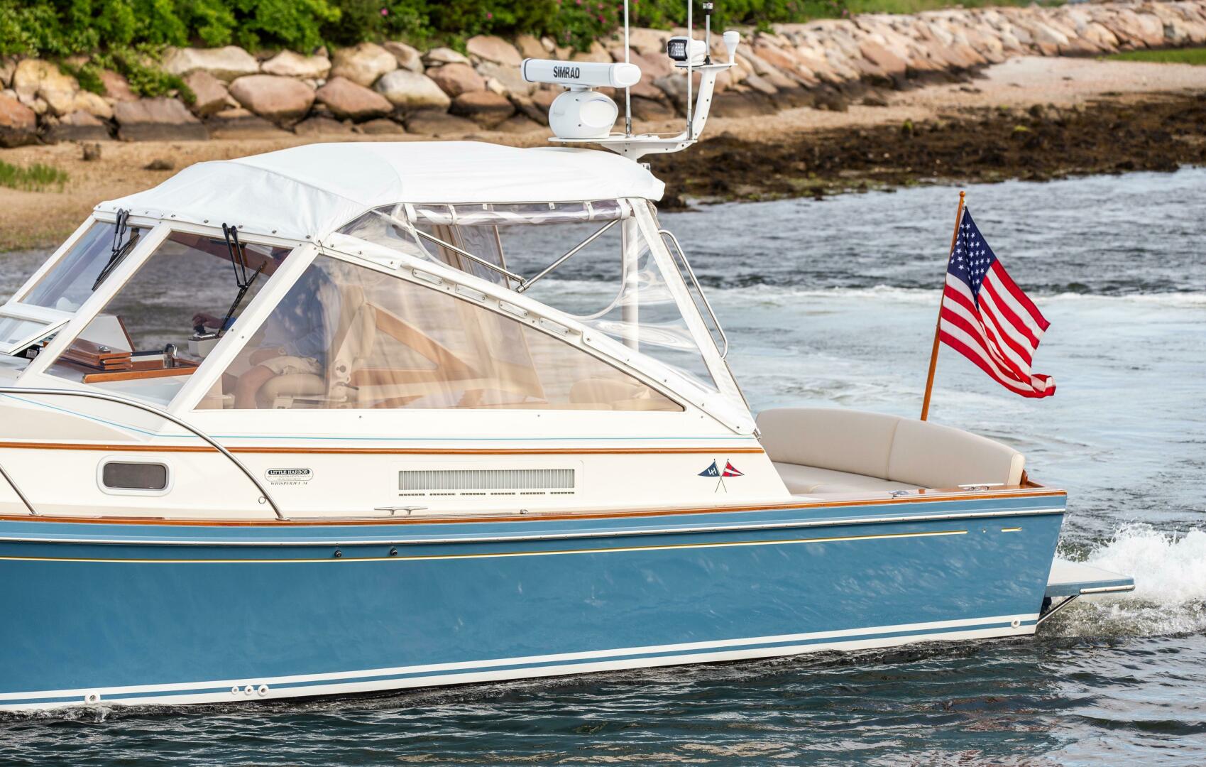 Slide: The Image of Little Harbor Whisper Jet 34 2001 - 4973904