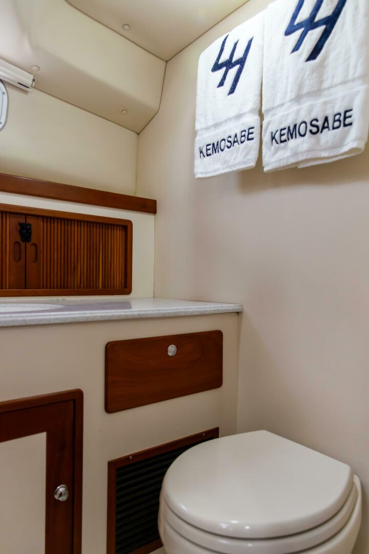 Slide: The Image of Little Harbor Whisper Jet 34 2001 - 4973921