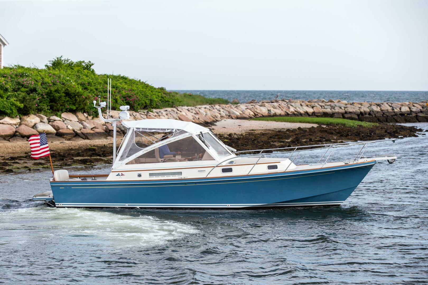 Slide: The Image of Little Harbor Whisper Jet 34 2001 - 4973924