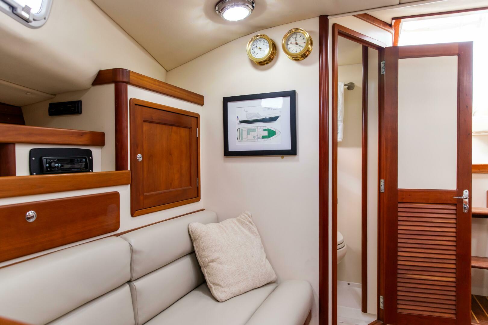 Slide: The Image of Little Harbor Whisper Jet 34 2001 - 4973934