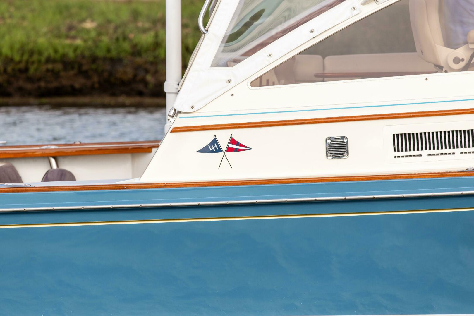 Slide: The Image of Little Harbor Whisper Jet 34 2001 - 4973973