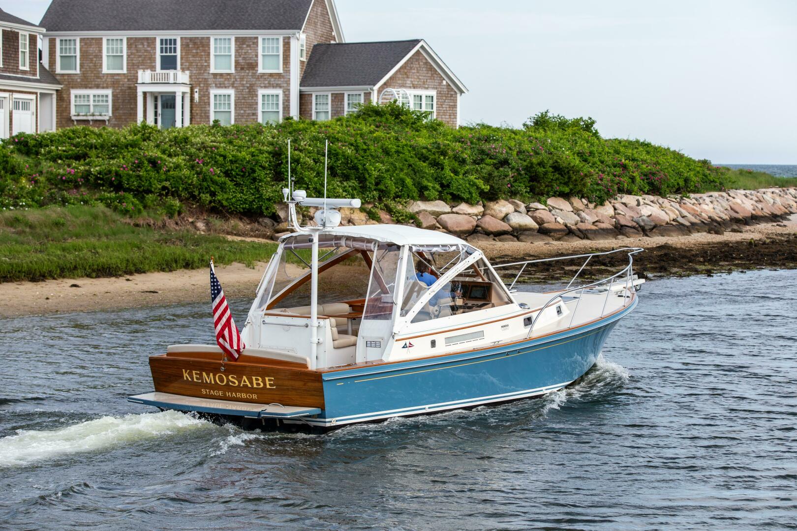 Slide: The Image of Little Harbor Whisper Jet 34 2001 - 4973894