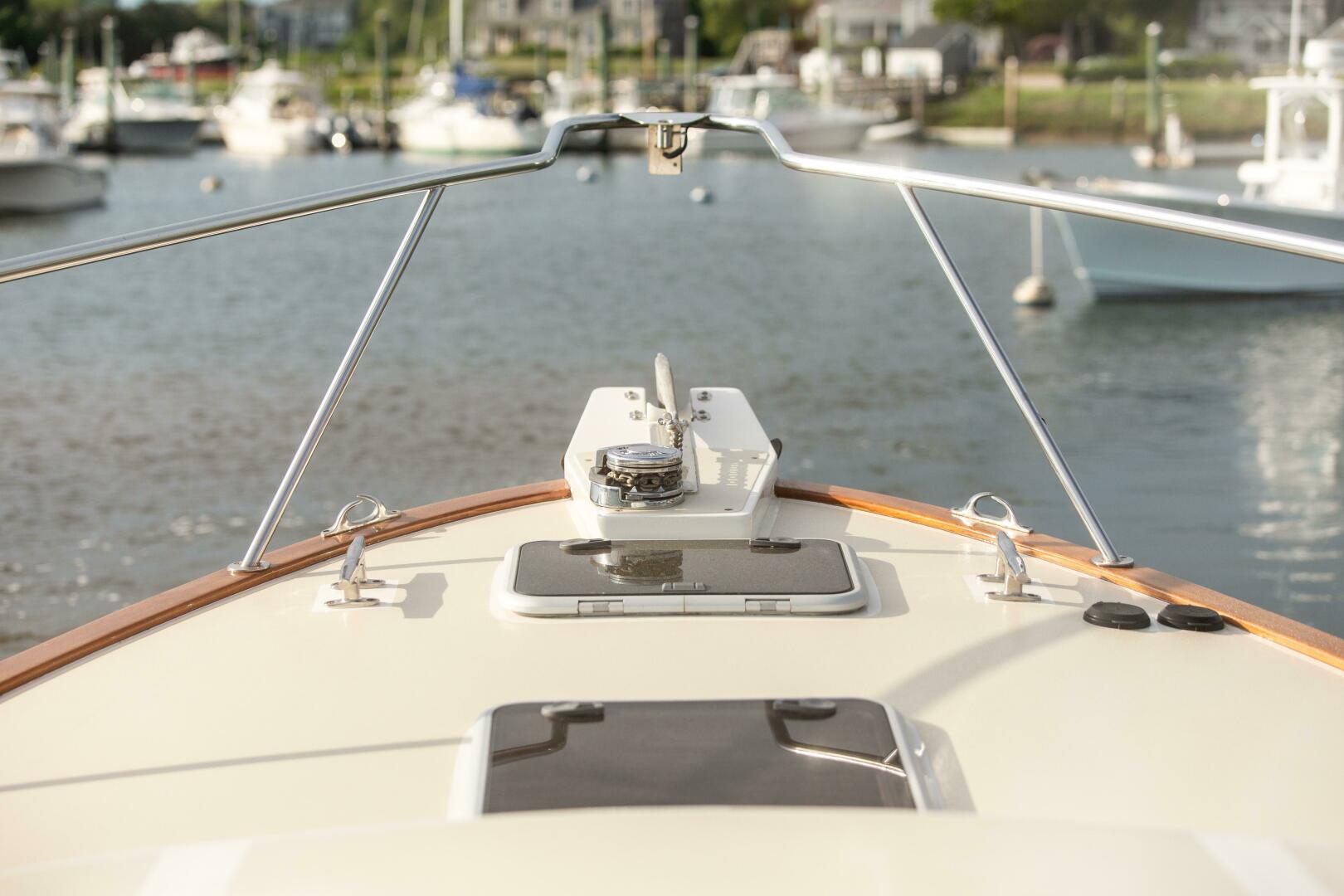 Slide: The Image of Little Harbor Whisper Jet 34 2001 - 4974040