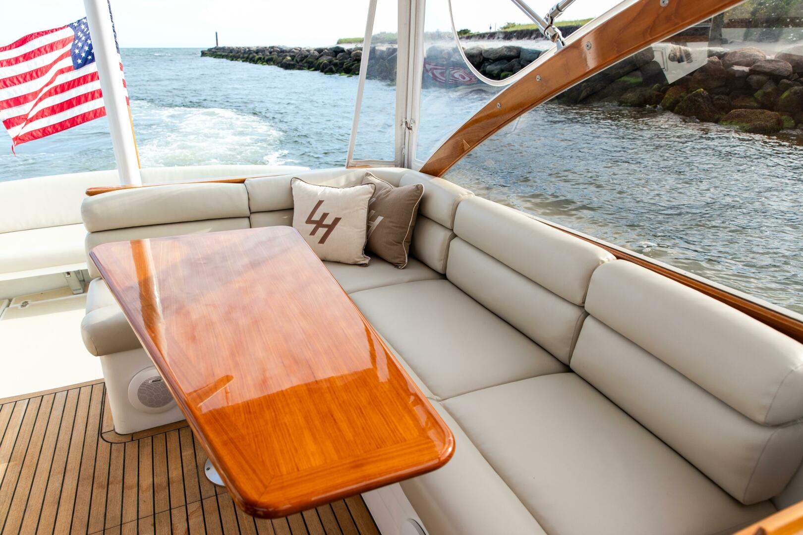 Slide: The Image of Little Harbor Whisper Jet 34 2001 - 4974047