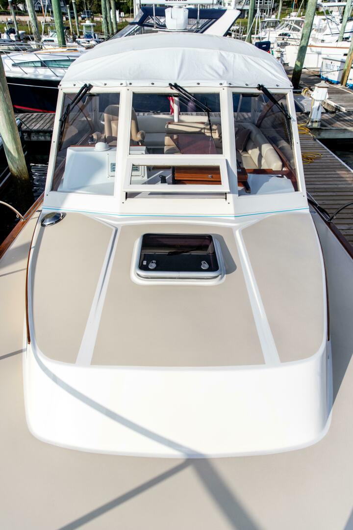 Slide: The Image of Little Harbor Whisper Jet 34 2001 - 4974066