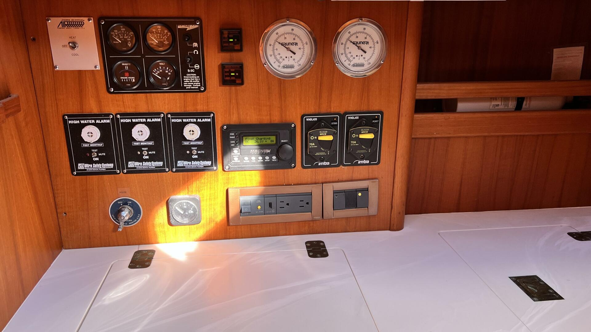 Slide: The Image of Little Harbor WhisperJet 55 1998 - 5159935