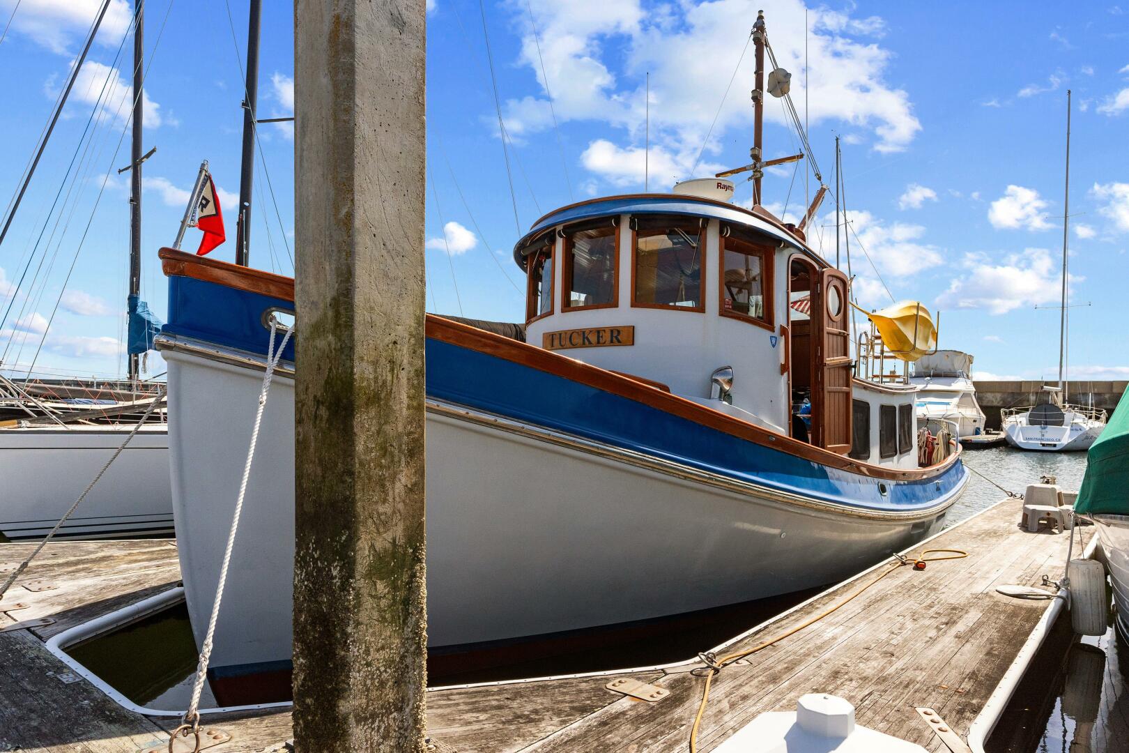 Slide: The Image of Lord Nelson 37 1987 - 5162681