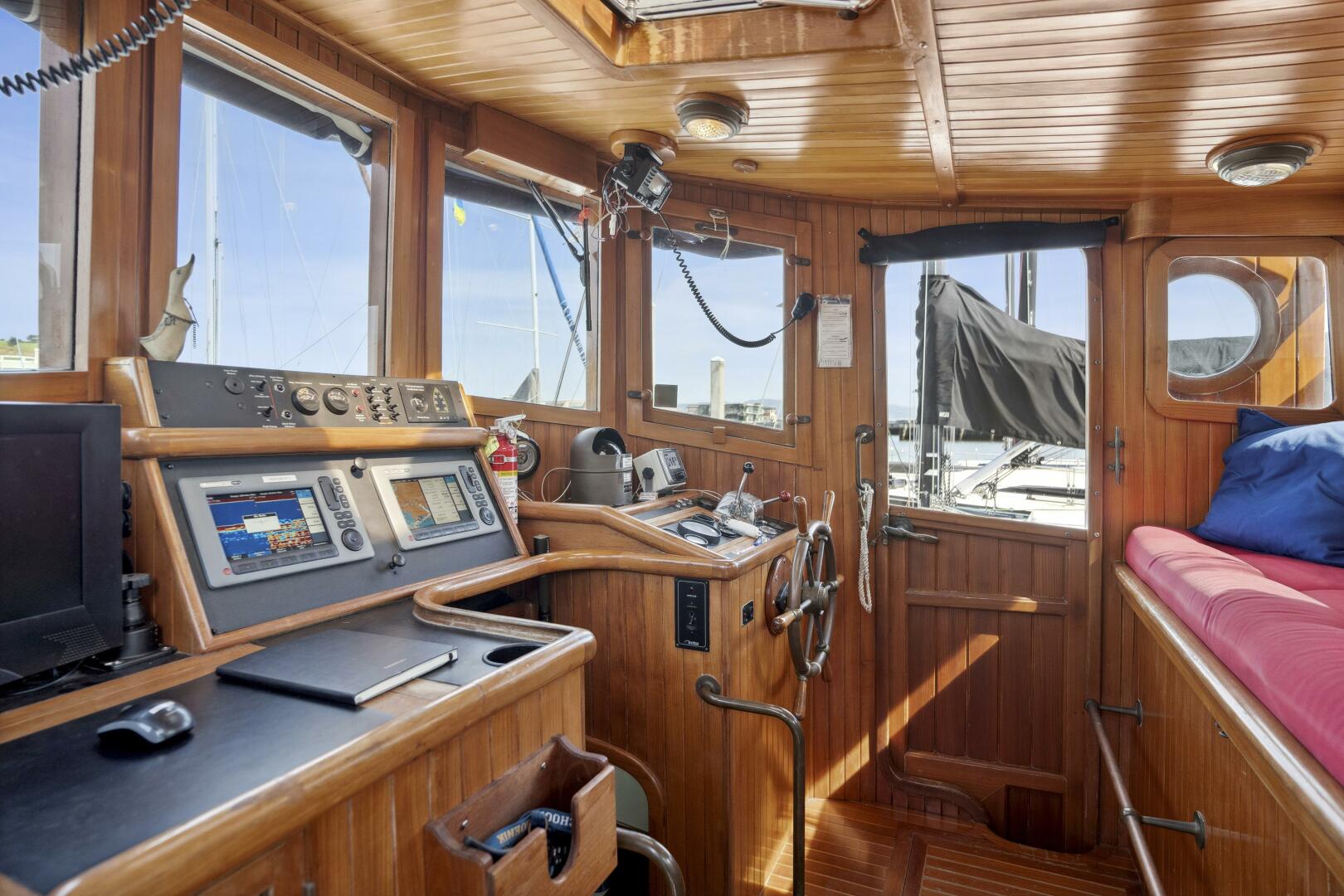 Slide: The Image of Lord Nelson 37 1987 - 5162689