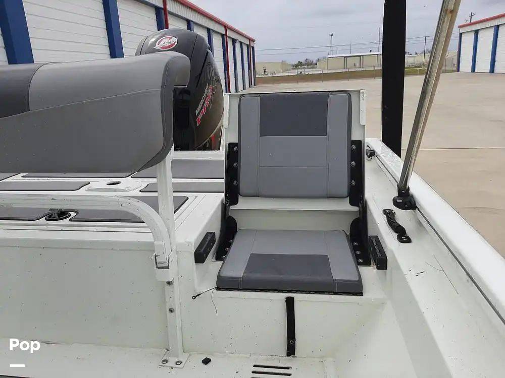 Slide: The Image of Flip Down Seat - 14494182