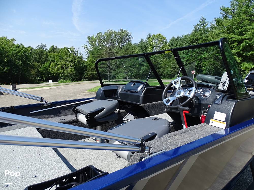 Slide: The Image of Lowe FM1775WT 2023 - 15691598