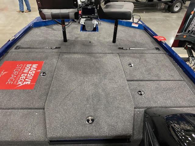 Slide: The Image of 2023 Lowe Stinger 188 Pro Series boat with spacious bow deck storage. - 6