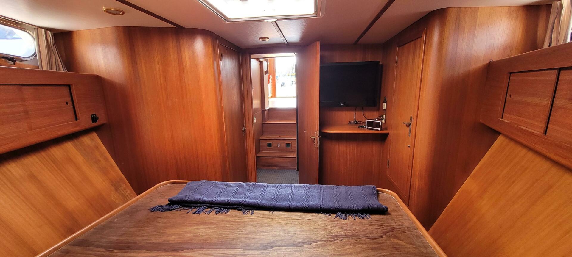 Slide: The Image of Lowell Custom Sportfisherman 1999 - 5147136