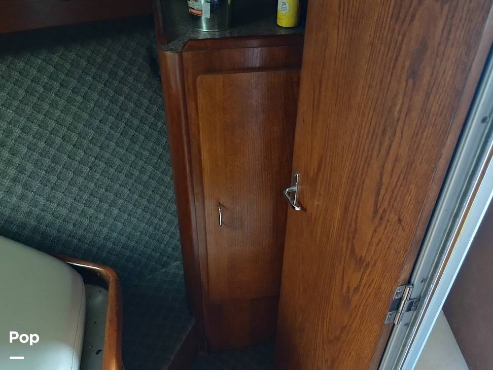 Slide: The Image of V-berth - 11309541
