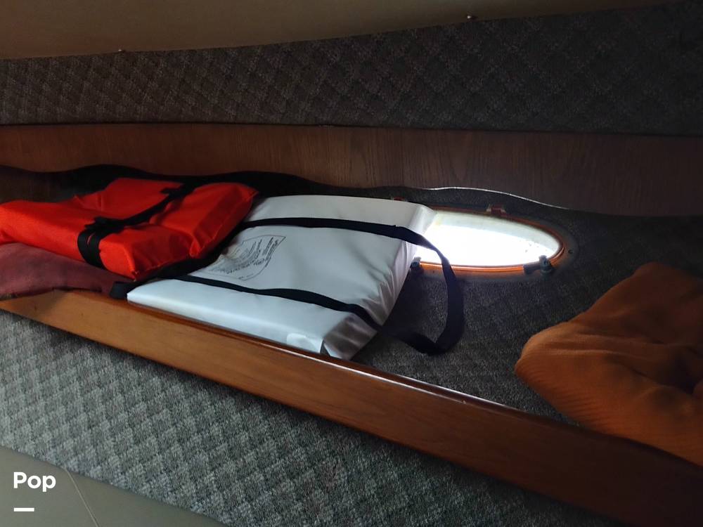 Slide: The Image of V-berth - 11309555