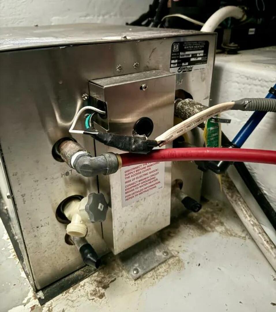 Slide: The Image of Luhrs 36 Convertible 2002 - 5431885