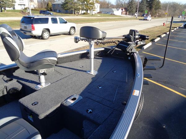 Slide: The Image of 2024 Lund 1875 Pro Guide fishing boat with seating and trolling motor. - 20
