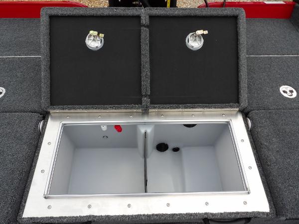 Slide: The Image of 2024 Lund 2075 Pro-V Bass XS livewell with dual lids. - 12